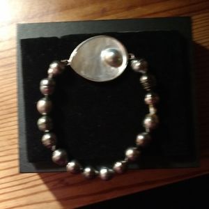 Mabe and baroque tahitian pearl stretch bracelet